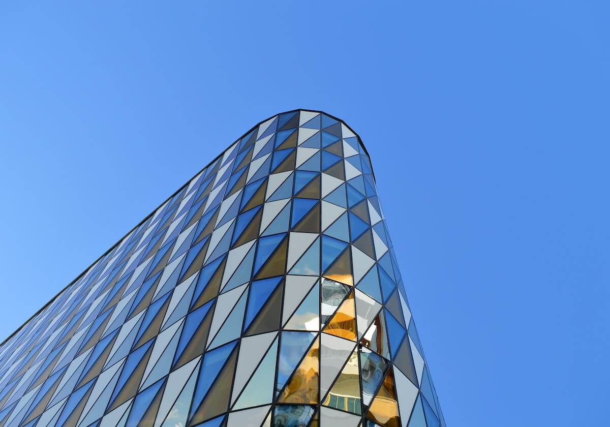 bsport体育最新版官方入口-勇士遭猛龙双杀 库里16分库明加复出20+5