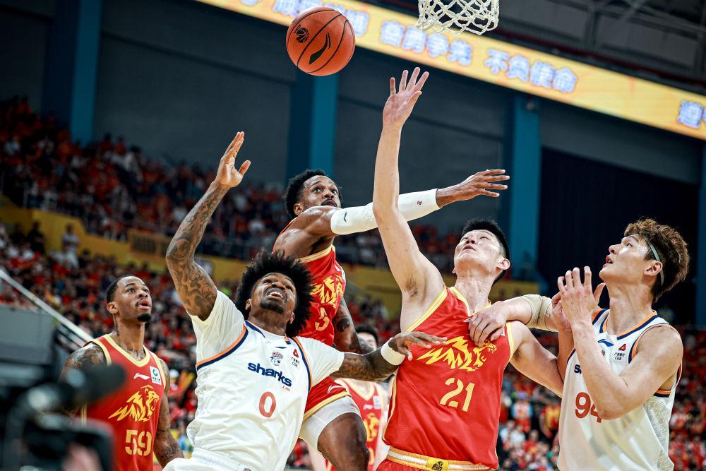 b体育娱乐-CBA总决赛第四场：广厦胜上海扳回一城